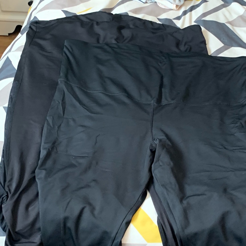 Maternity athletic pants